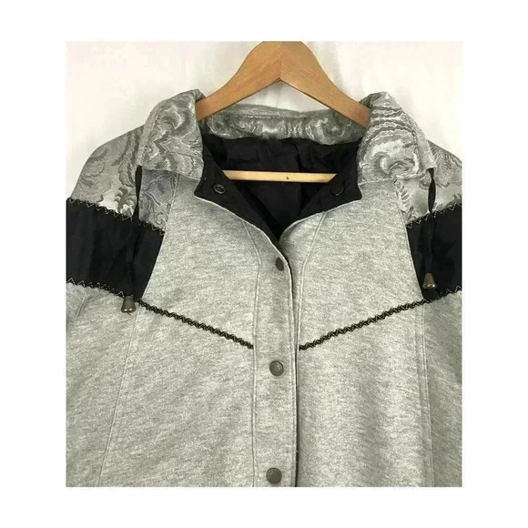 VTG Reversible Windbreaker Jacket OS Silver Snap Button Closure CURRENT SEEN - Picture 8 of 11